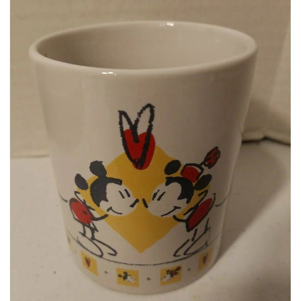 Disney Mickey Mouse Loves Minnie Hearts & Arrows Stick Figures Coffee Mug
